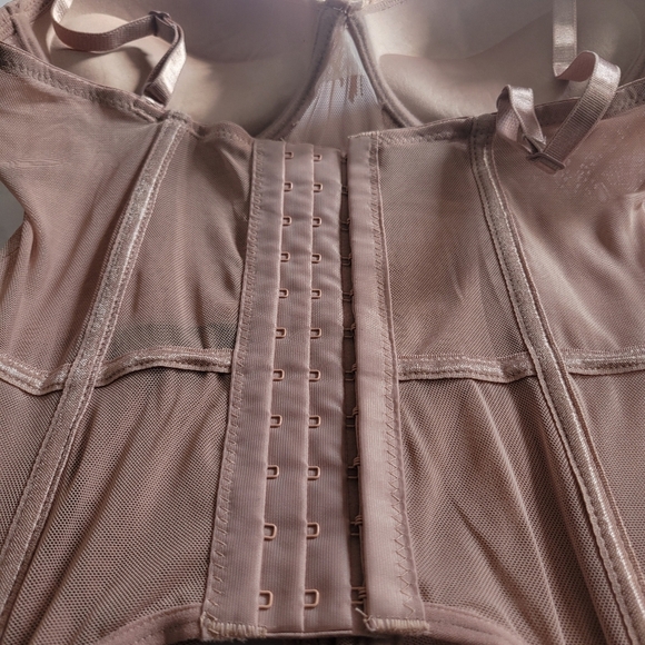 New Rene Rofe Pink Lace Bra Corset Lingerie Set. - Picture 6 of 7